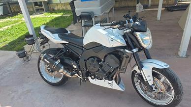 Yamaha FZ1 - 2010
