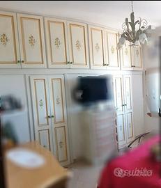 Ante armadio abete  dipinte a mano e telaio