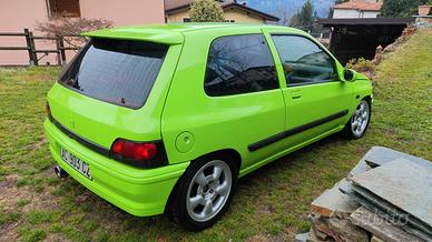 Clio 1800 16v