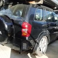 Toyota Rav 4 modello d4d Ricambi usati