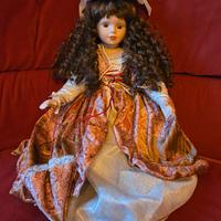 BAMBOLA DI PORCELLANA 