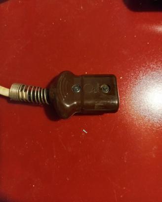 presa vintage per ferro da stiro