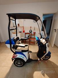 Scooter elettrico tre ruote