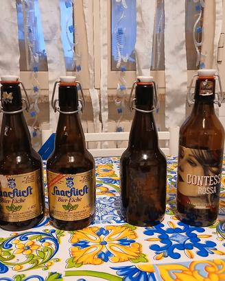 Bottiglia vintage vuota birra