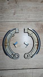 Ganasce freno posteriore Vespa 50 L R N