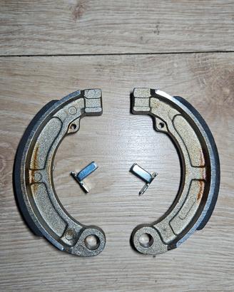 Ganasce freno posteriore Vespa 50 L R N