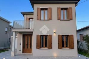 VILLA SINGOLA A PREGANZIOL