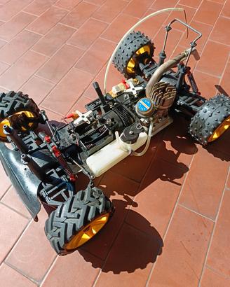 macchina radiocomandata con motore a scoppio 