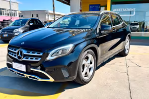 Mercedes-benz GLA 180 Premium