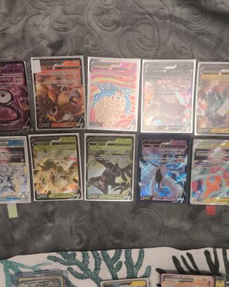 Lotto carte Pokémon V/Vastro/Vstar/Vmax