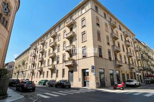 4 LOCALI PIANO ALTO IN ZONA RESIDENZIALE!