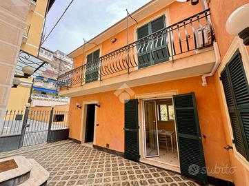 CASA SEMINDIPENDENTE A ALASSIO