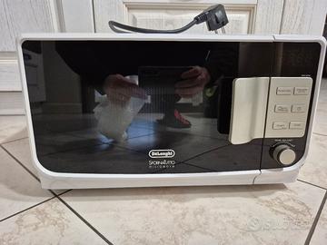 Microonde De'Longhi MW20G