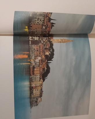 Libro in Croato e Inglese: storia Adris group 