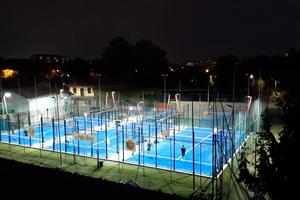 Centro di Padel con 3 campi OUTDOOR