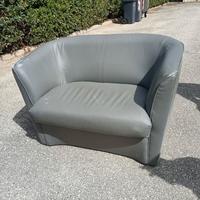Divano 2 posti in Ecopelle Grigia