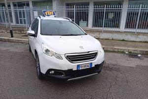 PEUGEOT 2008 BlueHDi 100 Allure - 2016