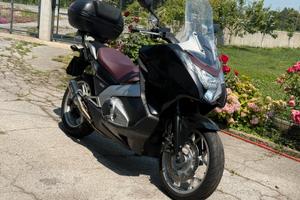 Honda Integra 700