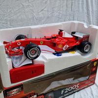Ferrari F2005 radiotelecomandata 