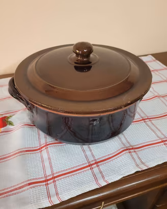 Tegame in terracotta
