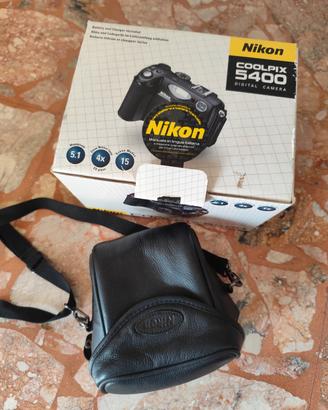 Nikon coolpix 5400