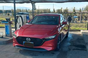 MAZDA Mazda3 2.0L e-Skyactiv-G M Hybrid Executive