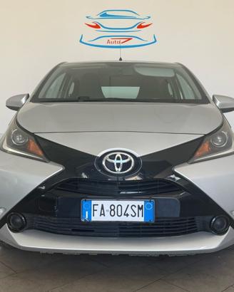 TOYOTA Aygo 1.0 VVT-i 69 CV 5 porte x-wave