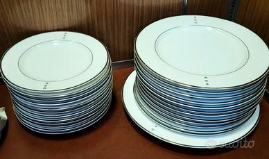 set di piatti