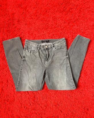 Jeans slim grigi