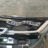 proiettore ant. sx Velar