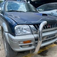 Ricambi usati per Mitsubishi L200 2.5 TD del 2000