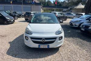 Opel Adam 1.2 70 CV Slam