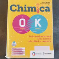 Libro di chimica "Chimica OK"