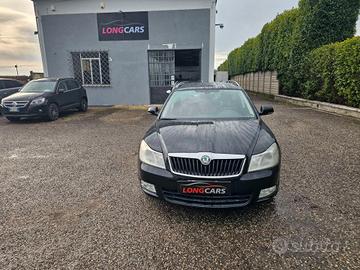 Skoda Octavia 1.6 TDI CR F.AP. Wagon Elegance