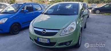 Opel Corsa gpl.benzina unico proprietario
