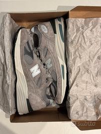 New Balance 991 V2