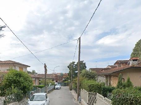 Trilocale zona ben servita a pietrasanta