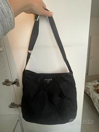 Borsa nera Prada originale