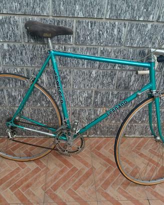 Due bici d'epoca anni Ottanta