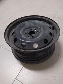 4 cerchi in ferro Lancia Y + 4 borchie