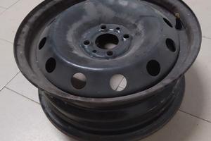 4 cerchi in ferro Lancia Y + 4 borchie