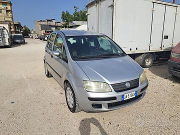 Fiat Idea 1.4 Active 2006