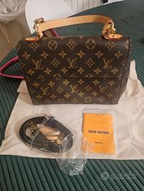 Borsa di pelle louis  vuitton NON ORIGINALE