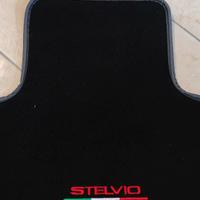 Set tappeti non originali per alfa romeo stelvio