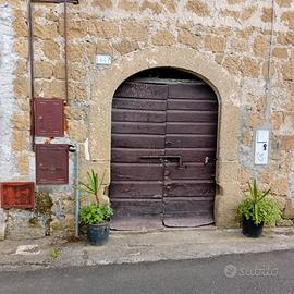Magazzino, cantina, rimessa, ripostiglio