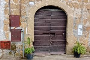 Magazzino, cantina, rimessa, ripostiglio