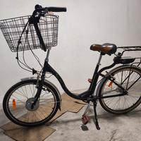 Bicicletta elettrica pedalata assistita 