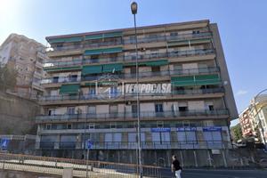 OFFICINE - QUADRILOCALE IN VIA CHIAVELLA