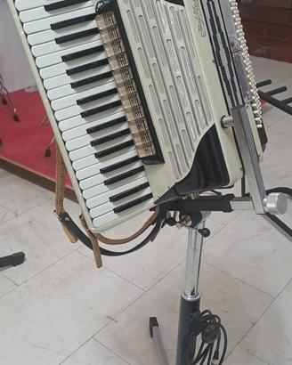 Fisarmonica 120 bassi 