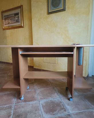 scrivania  legno